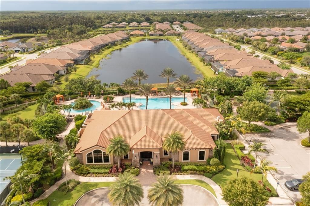 8013 Calle Canovas Ct, Naples, FL 34114 Photo