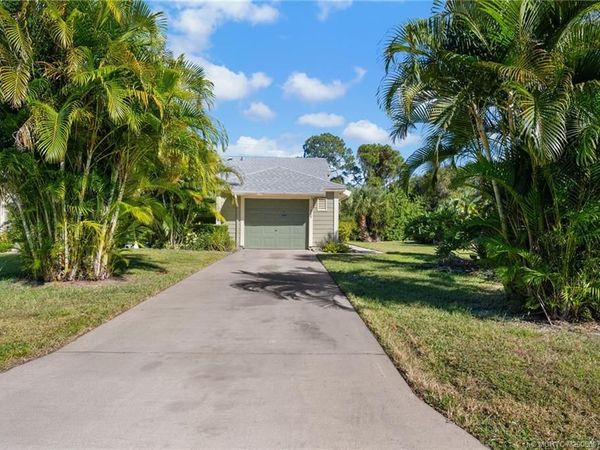 1456 SE Colchester Circle, Port St Lucie, FL 34952