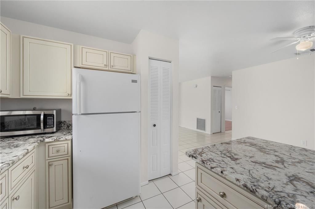 1456 SE Colchester Circle, Port Saint Lucie, FL 34952 Photo