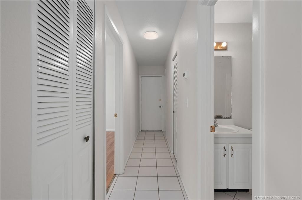 1456 SE Colchester Circle, Port Saint Lucie, FL 34952 Photo