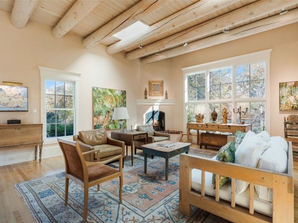 1888 Moonlight Drive, Santa Fe, NM 87505