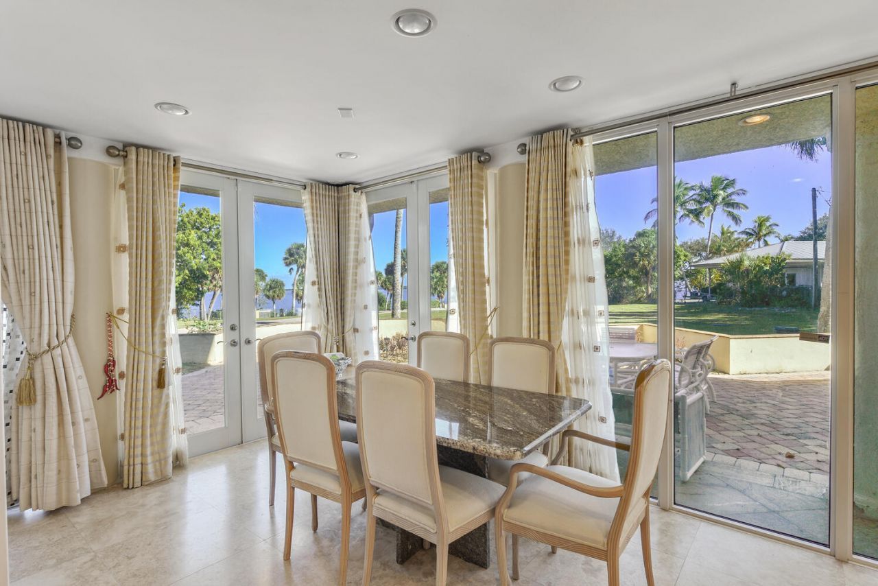 3343 S Indian River Drive, Fort Pierce, FL 34982 Photo