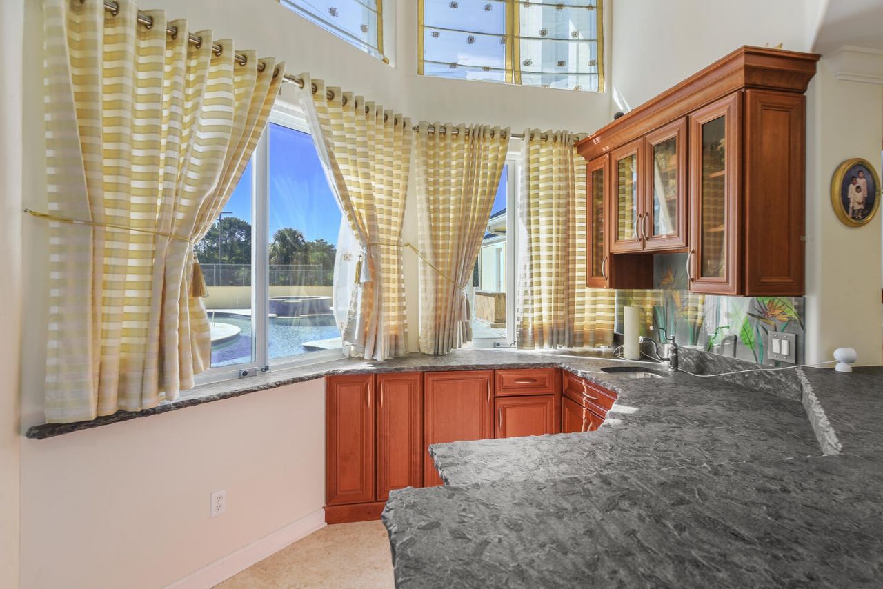 3343 S Indian River Drive, Fort Pierce, FL 34982 Photo