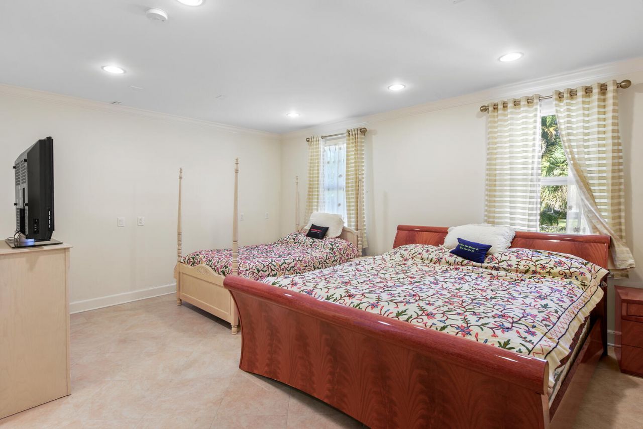 3343 S Indian River Drive, Fort Pierce, FL 34982 Photo