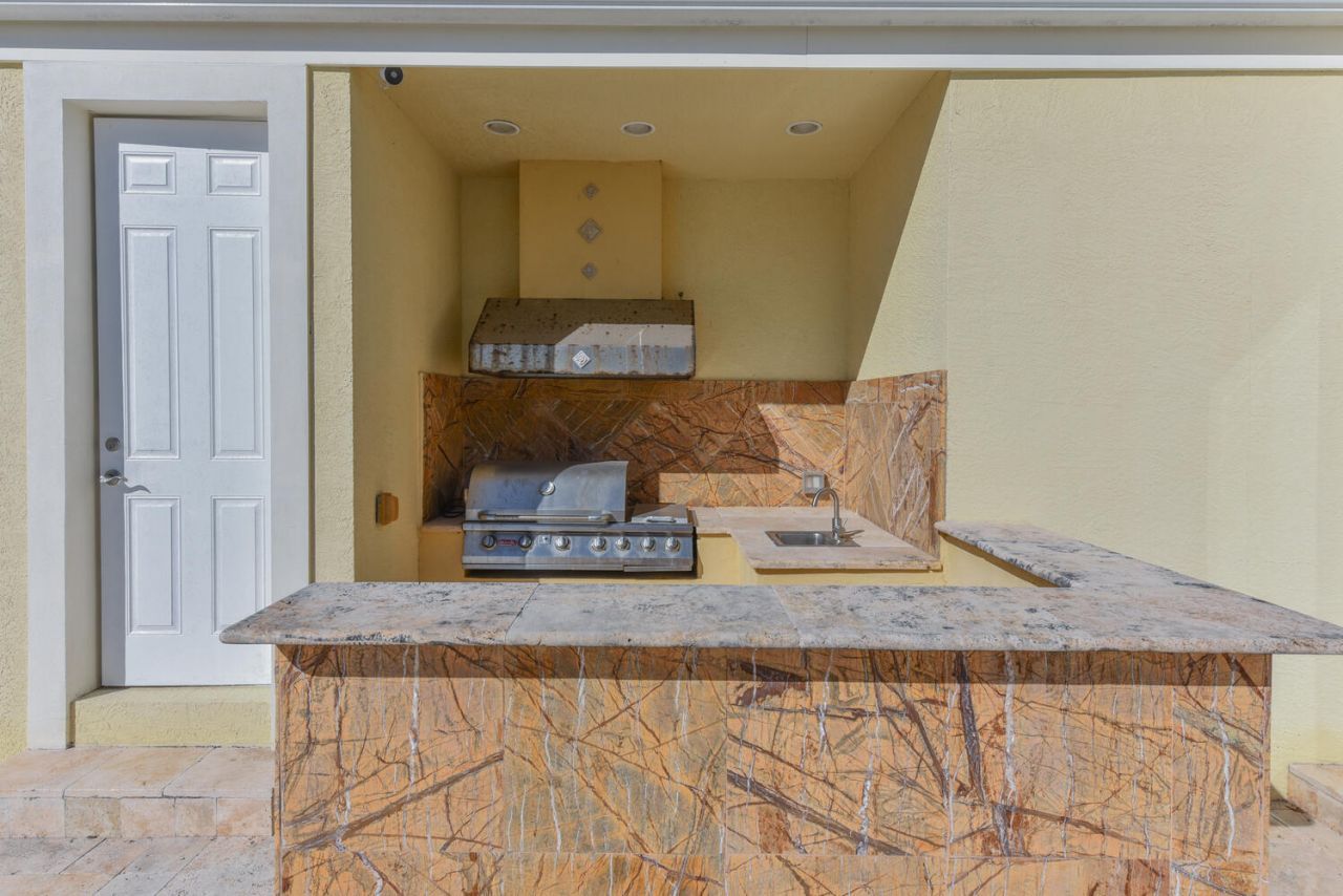 3343 S Indian River Drive, Fort Pierce, FL 34982 Photo