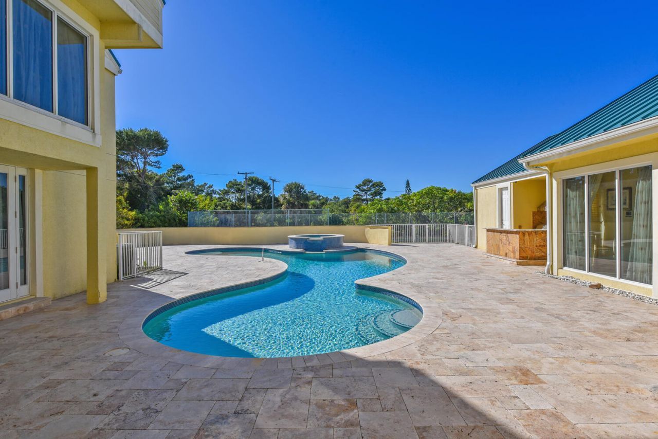 3343 S Indian River Drive, Fort Pierce, FL 34982 Photo