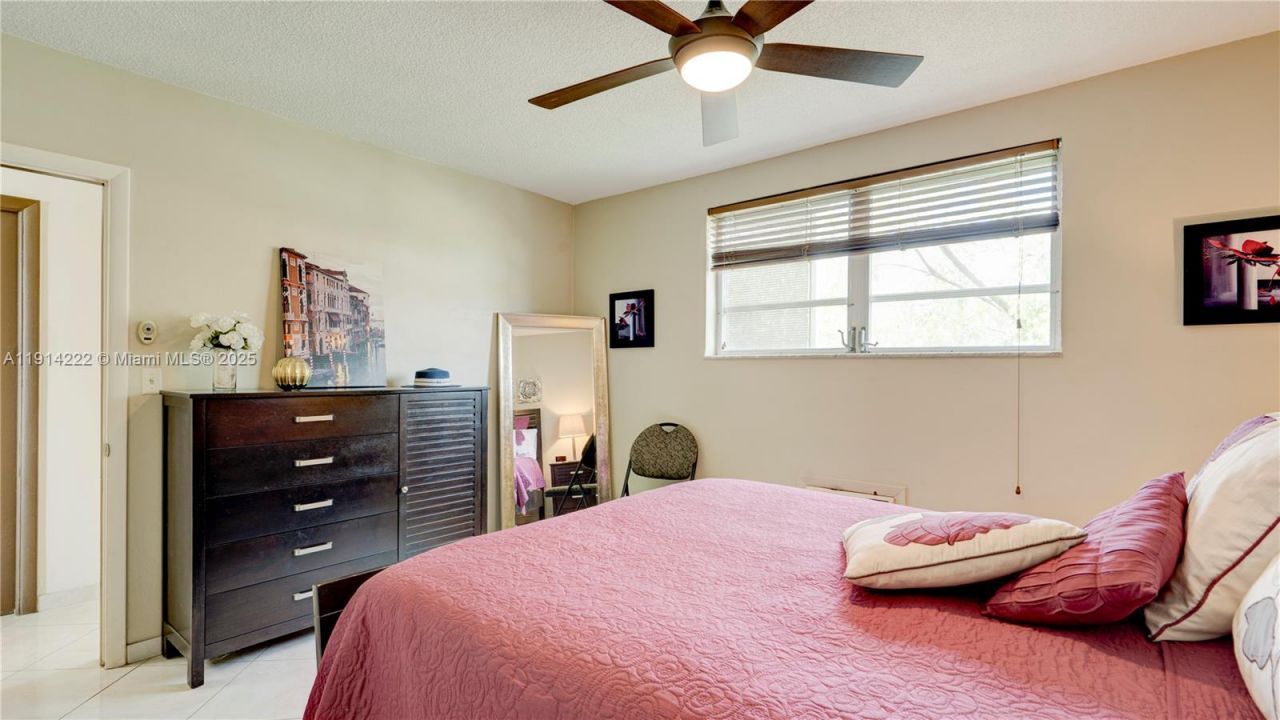 16790 NE 14th Ave, Unit 206, Miami, FL 33162 Photo