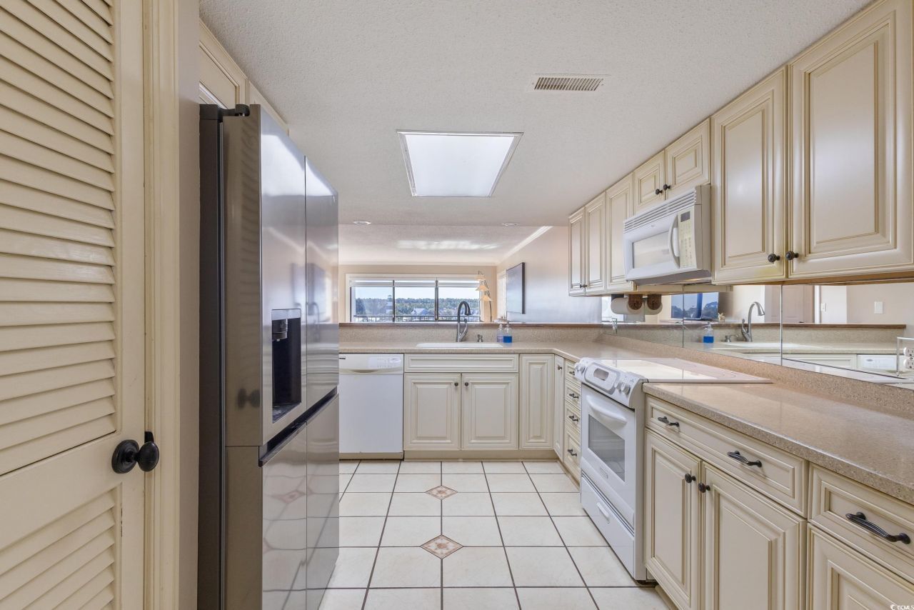 4440 Nassau Ct. Photo 9