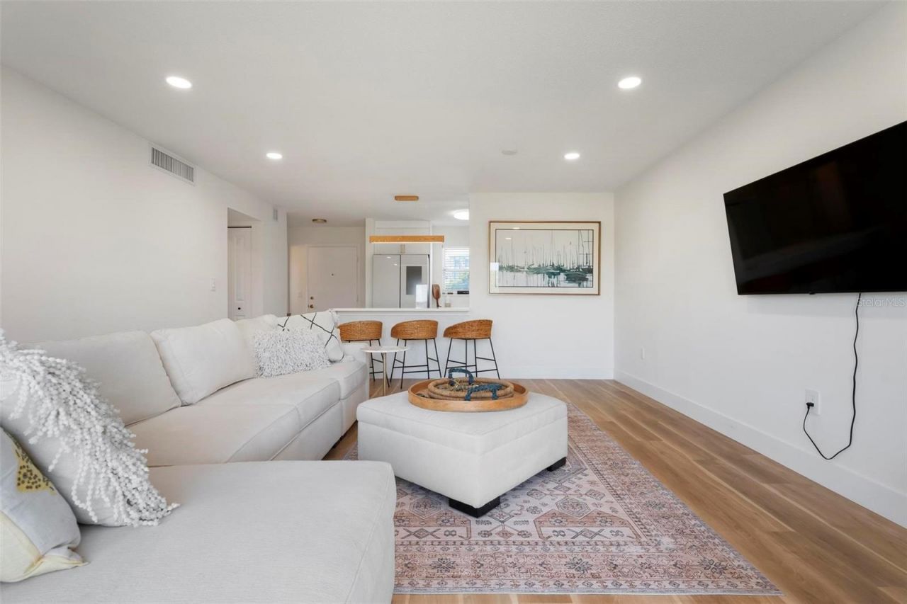 4200 Ironwood Circle, Unit 203B, Bradenton, FL 34209 Photo