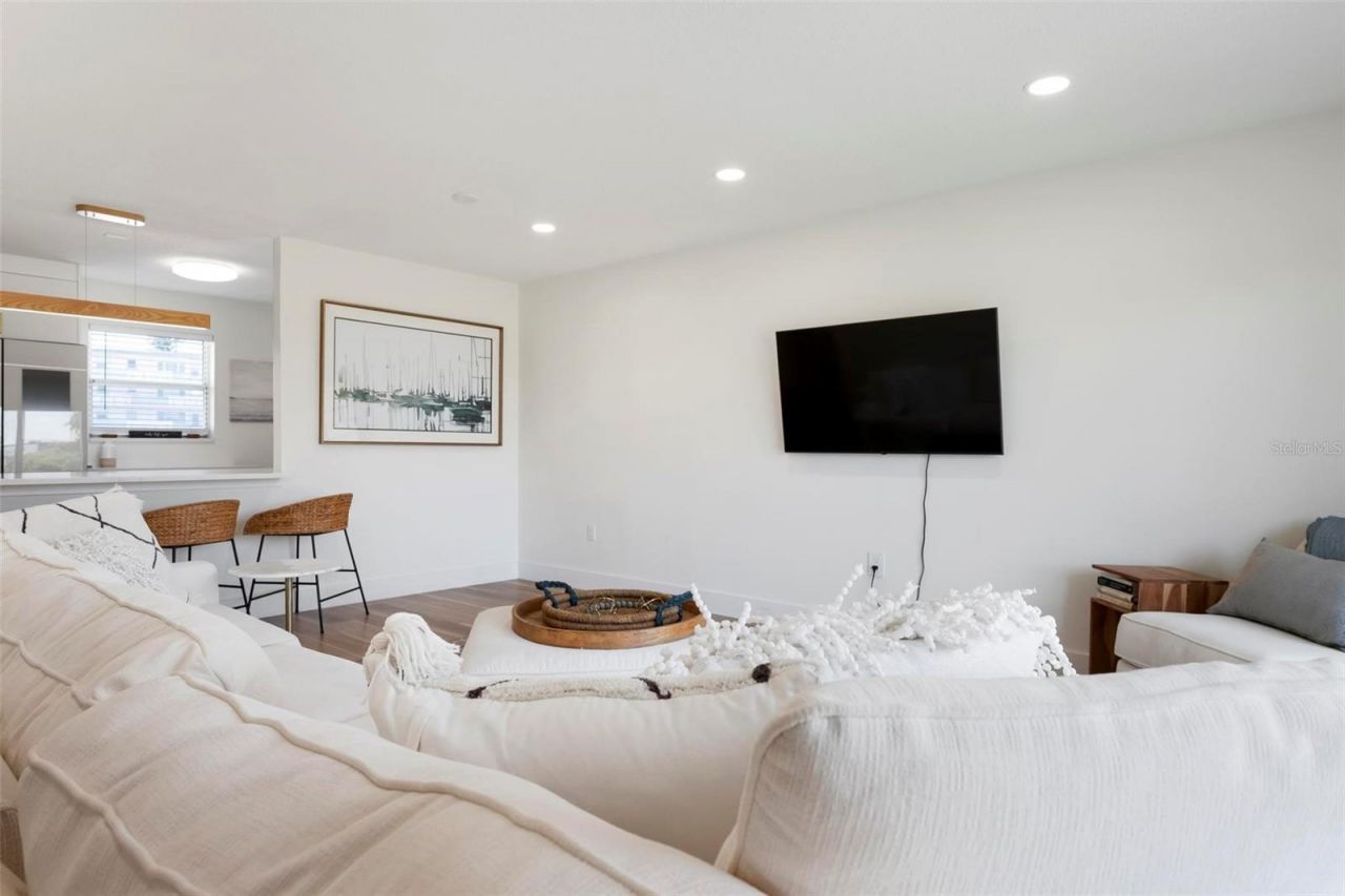 4200 Ironwood Circle, Unit 203B, Bradenton, FL 34209 Photo