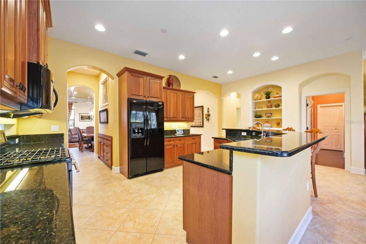 3706 80th Drive E, Sarasota, FL 34243 Photo