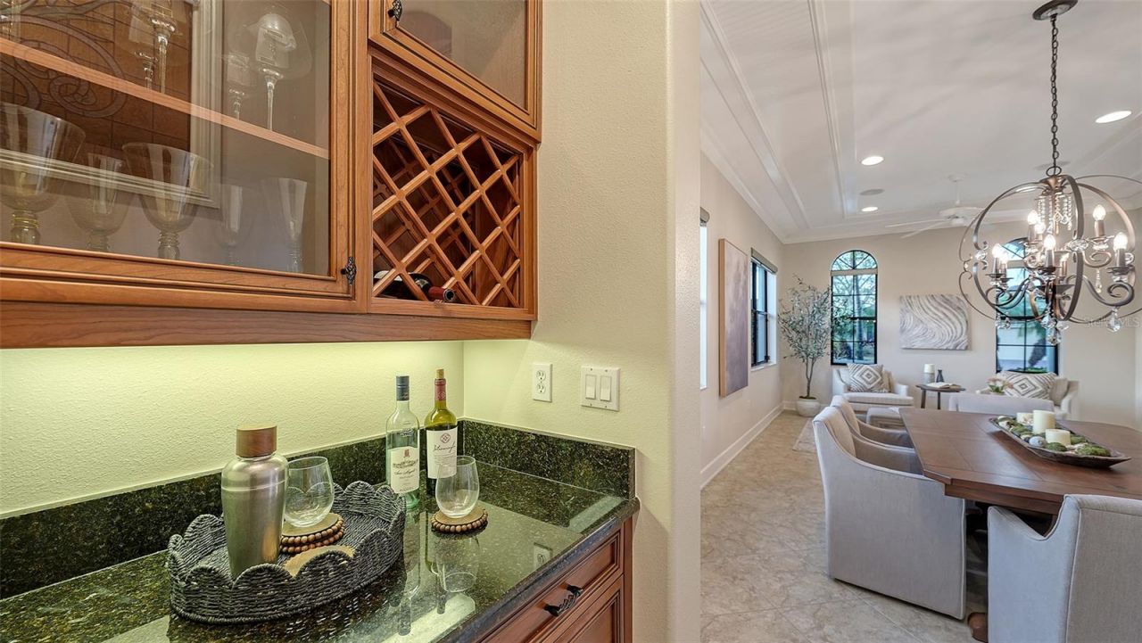 3706 80th Drive E, Sarasota, FL 34243 Photo