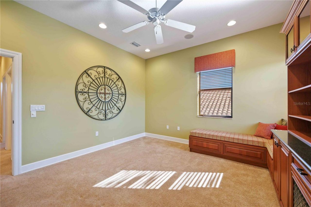 3706 80th Drive E, Sarasota, FL 34243 Photo