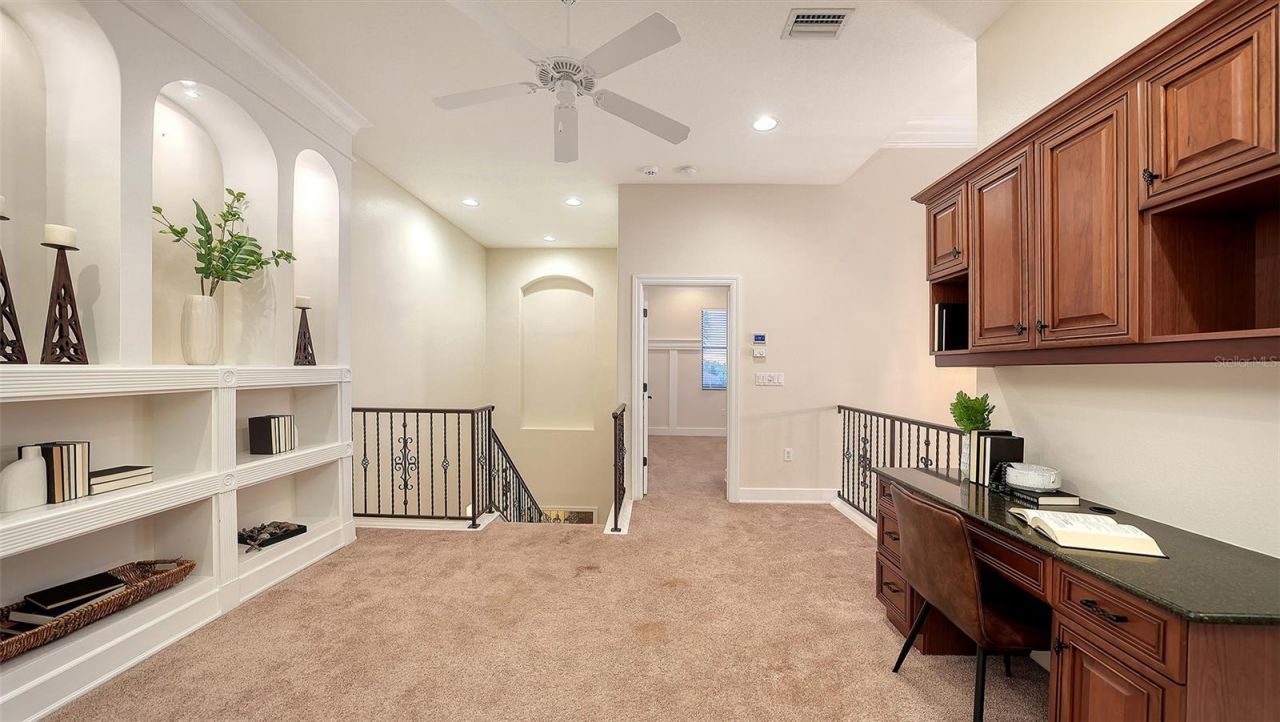 3706 80th Drive E, Sarasota, FL 34243 Photo