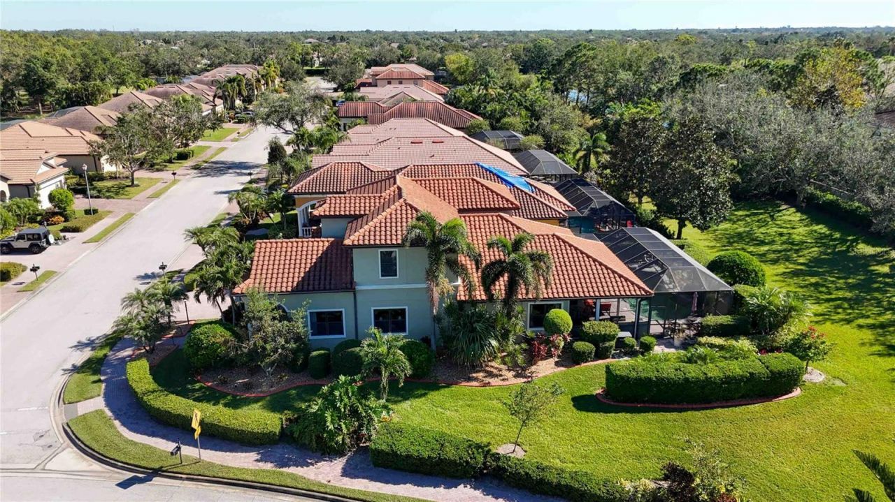 3706 80th Drive E, Sarasota, FL 34243 Photo