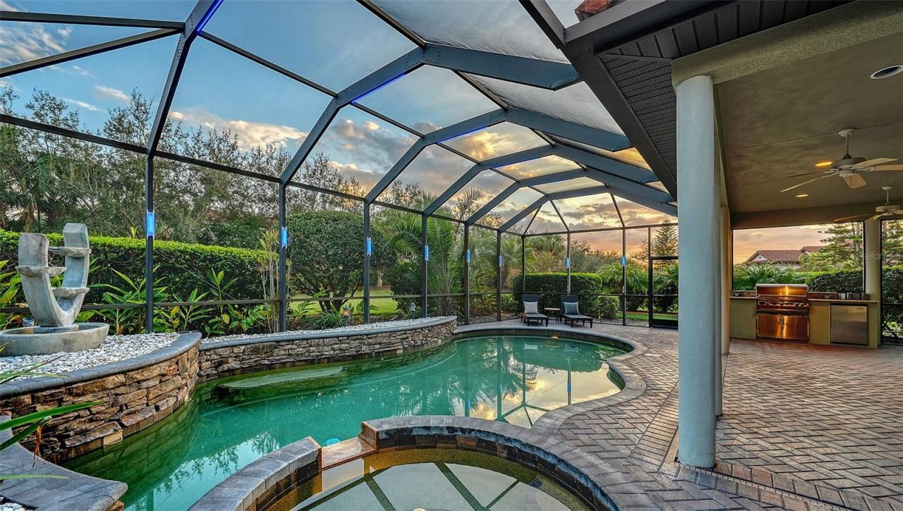 3706 80th Drive E, Sarasota, FL 34243 Photo