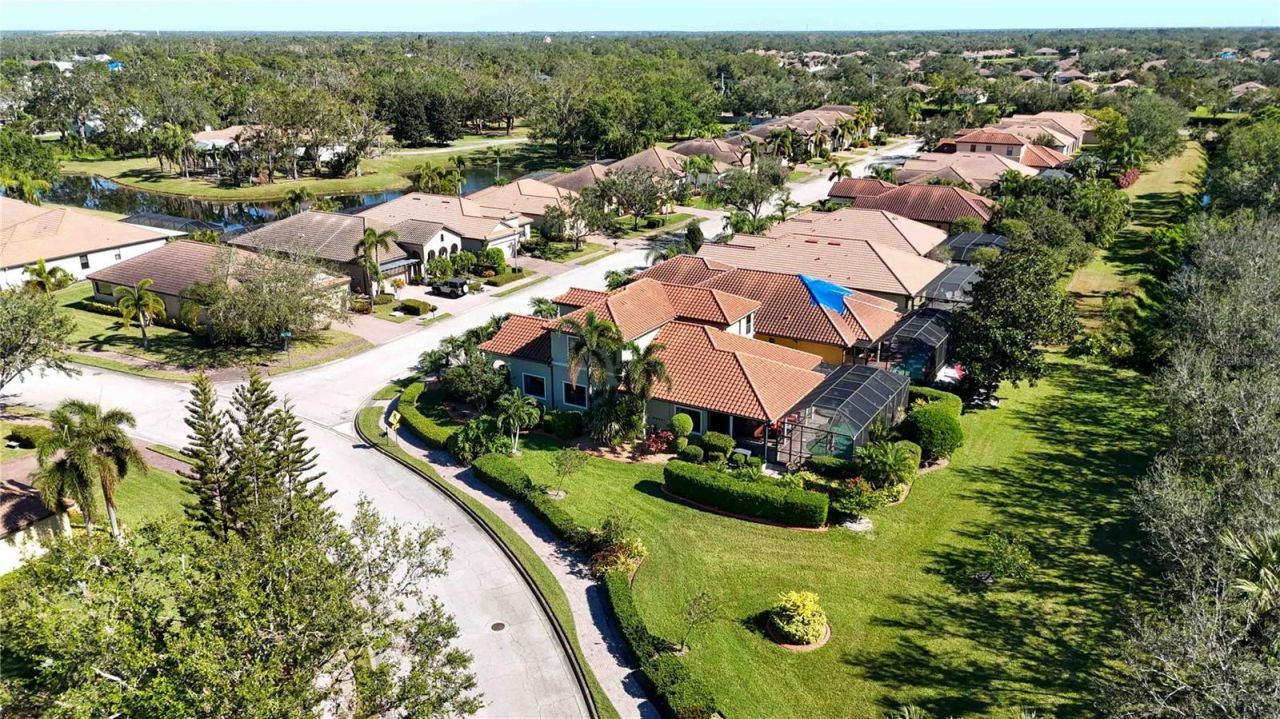 3706 80th Drive E, Sarasota, FL 34243 Photo