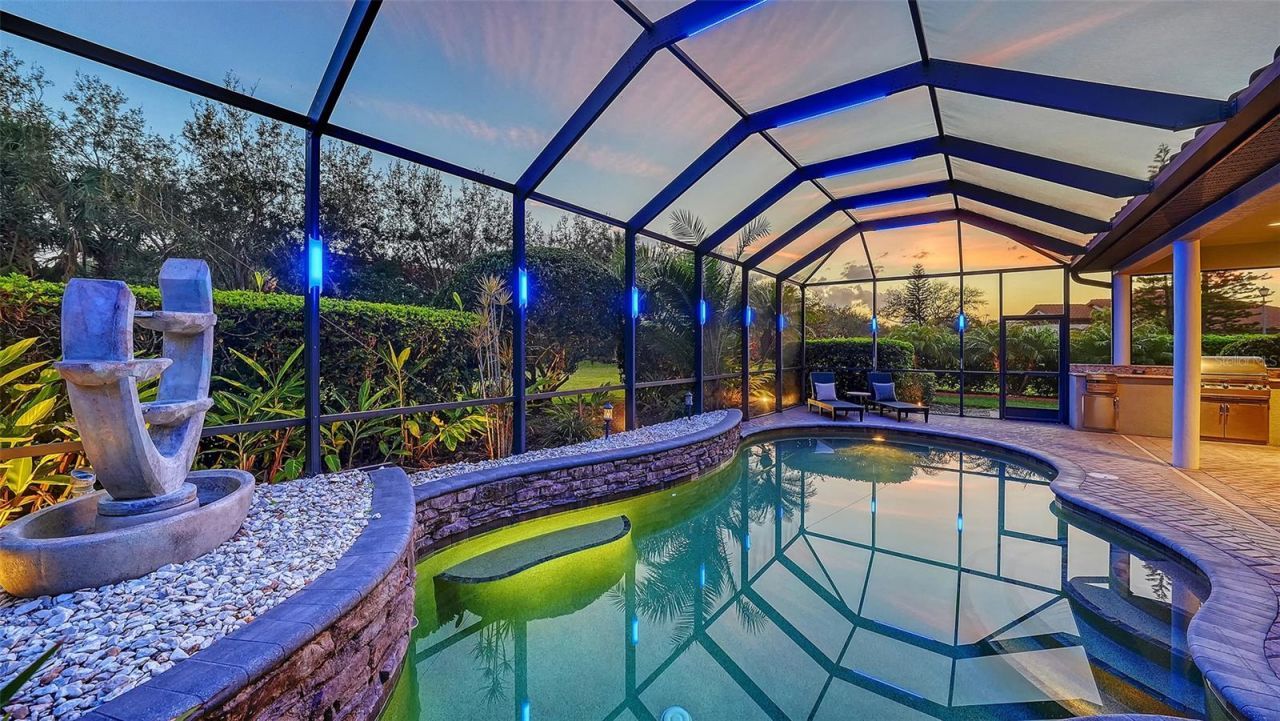 3706 80th Drive E, Sarasota, FL 34243 Photo