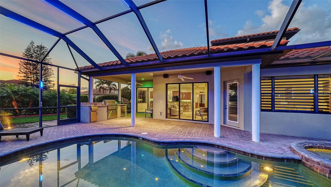 3706 80th Drive E, Sarasota, FL 34243 Photo