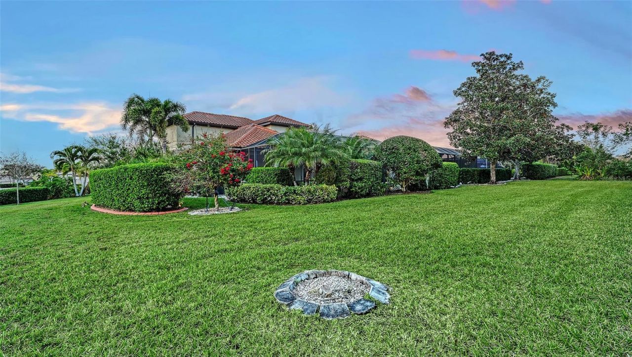 3706 80th Drive E, Sarasota, FL 34243 Photo