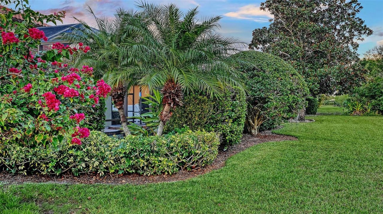 3706 80th Drive E, Sarasota, FL 34243 Photo