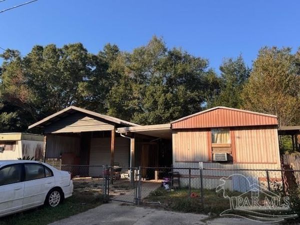 5449 Wales Ave, Pensacola, FL 32526