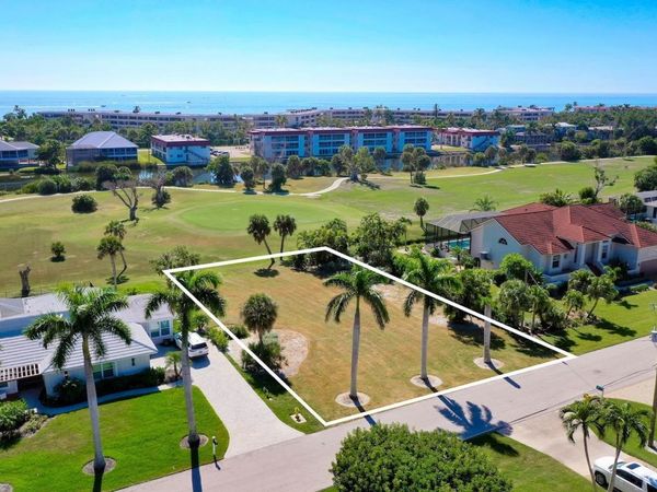 1253 Par View Dr, Sanibel, FL 33957