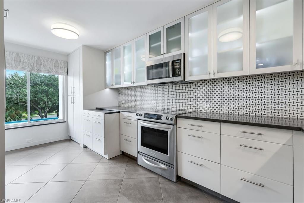 355 Park Shore Dr, Unit 1-134, Naples, FL 34103 Photo