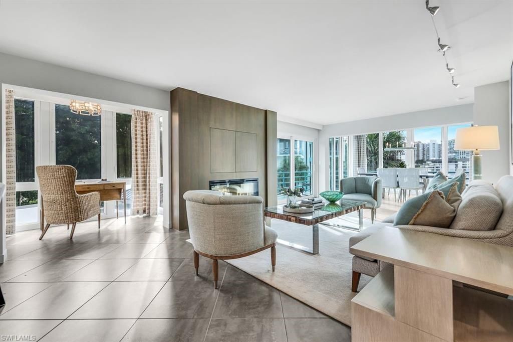 355 Park Shore Dr, Unit 1-134, Naples, FL 34103 Photo