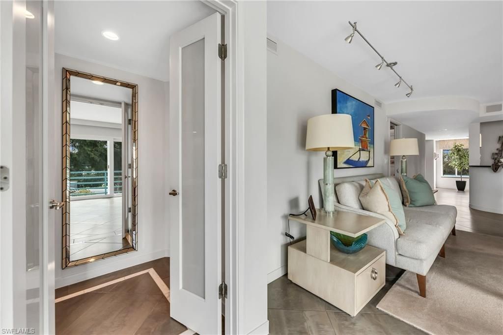 355 Park Shore Dr, Unit 1-134, Naples, FL 34103 Photo