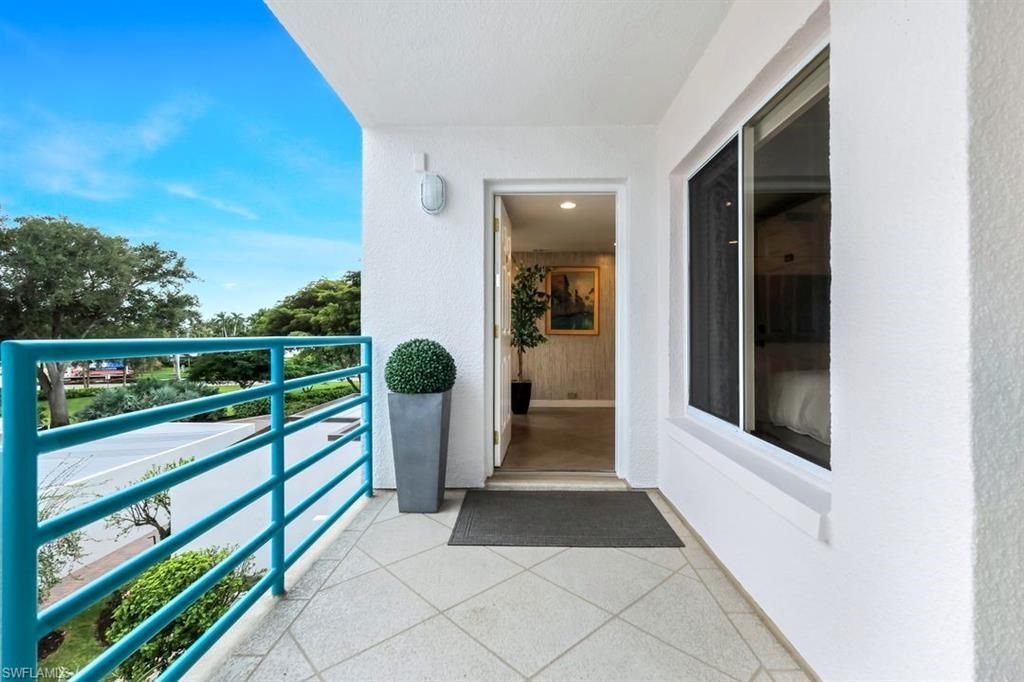 355 Park Shore Dr, Unit 1-134, Naples, FL 34103 Photo