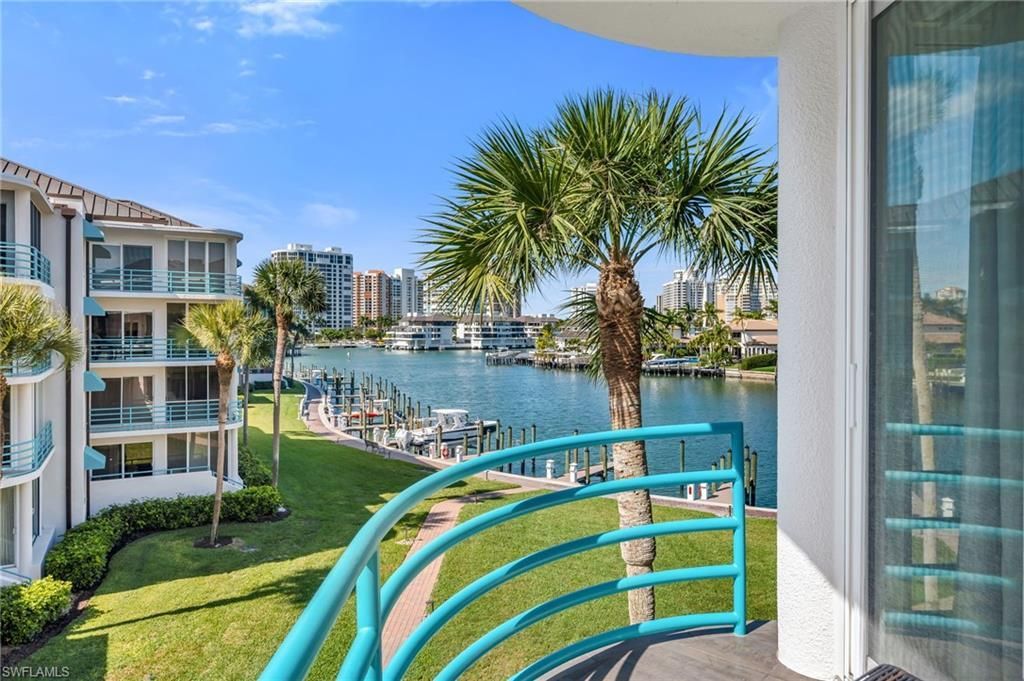355 Park Shore Dr, Unit 1-134, Naples, FL 34103 Photo