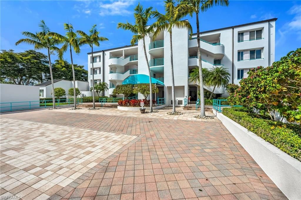 355 Park Shore Dr, Unit 1-134, Naples, FL 34103 Photo