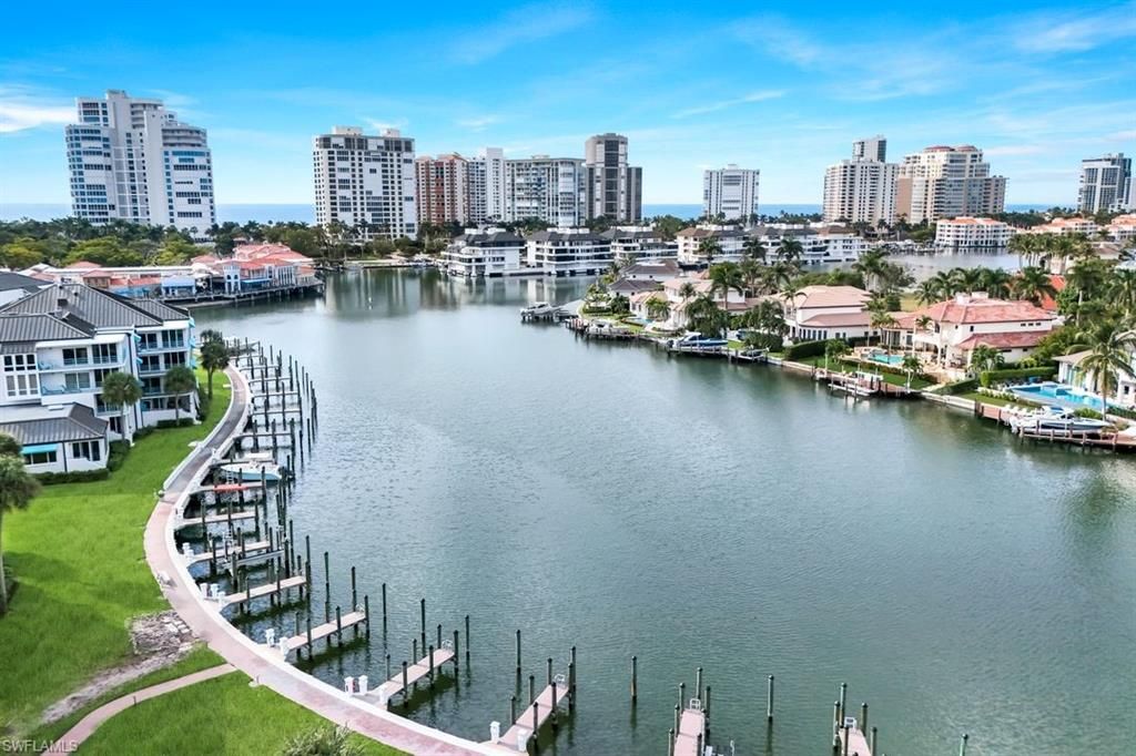 355 Park Shore Dr, Unit 1-134, Naples, FL 34103 Photo