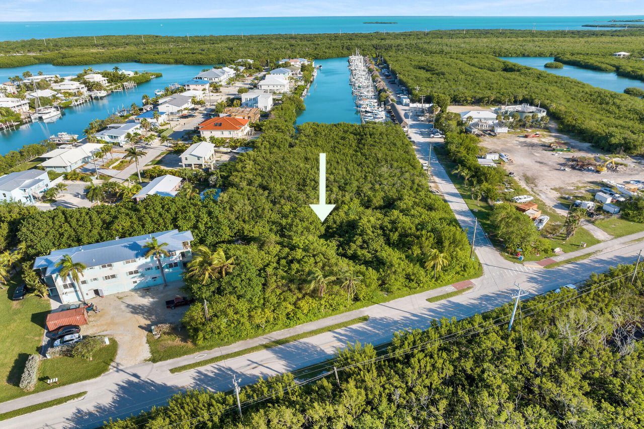 300 Coco Plum Drive, Marathon, FL 33050 Photo