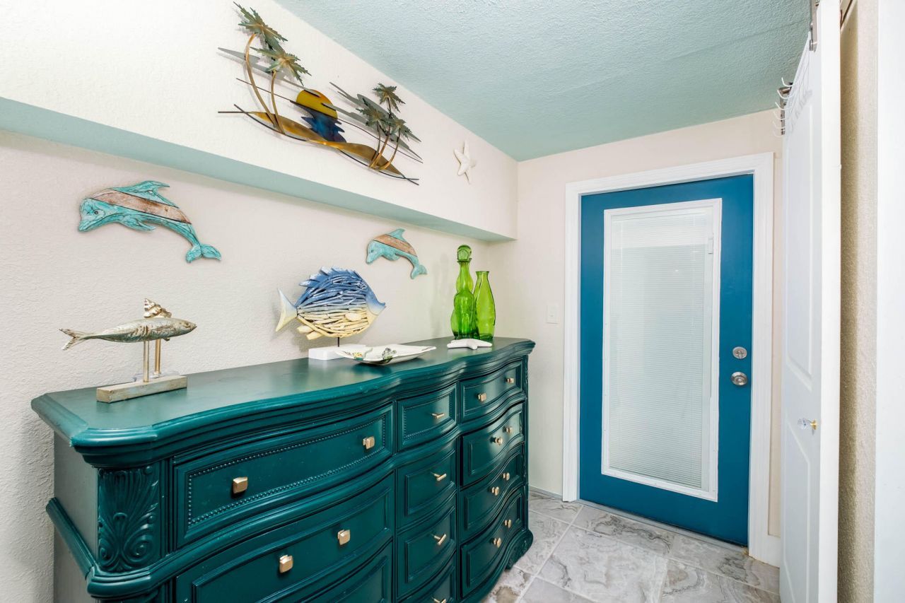 105 Long Key Lake Drive, Layton, FL 33001 Photo