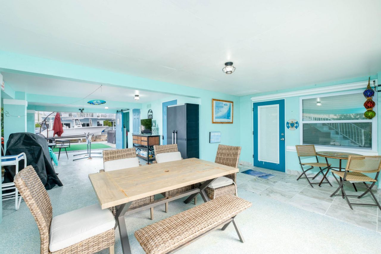 105 Long Key Lake Drive, Layton, FL 33001 Photo