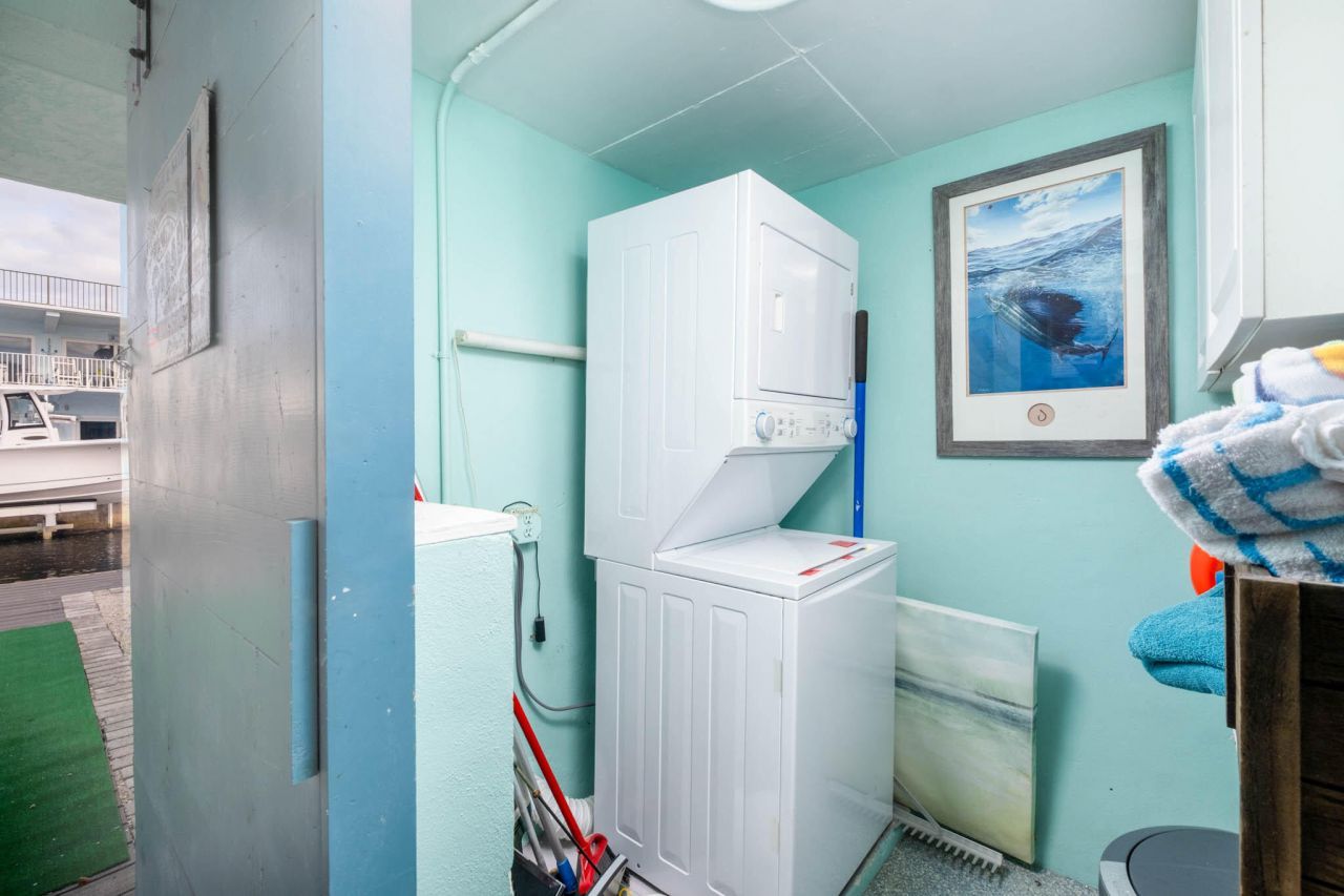 105 Long Key Lake Drive, Layton, FL 33001 Photo