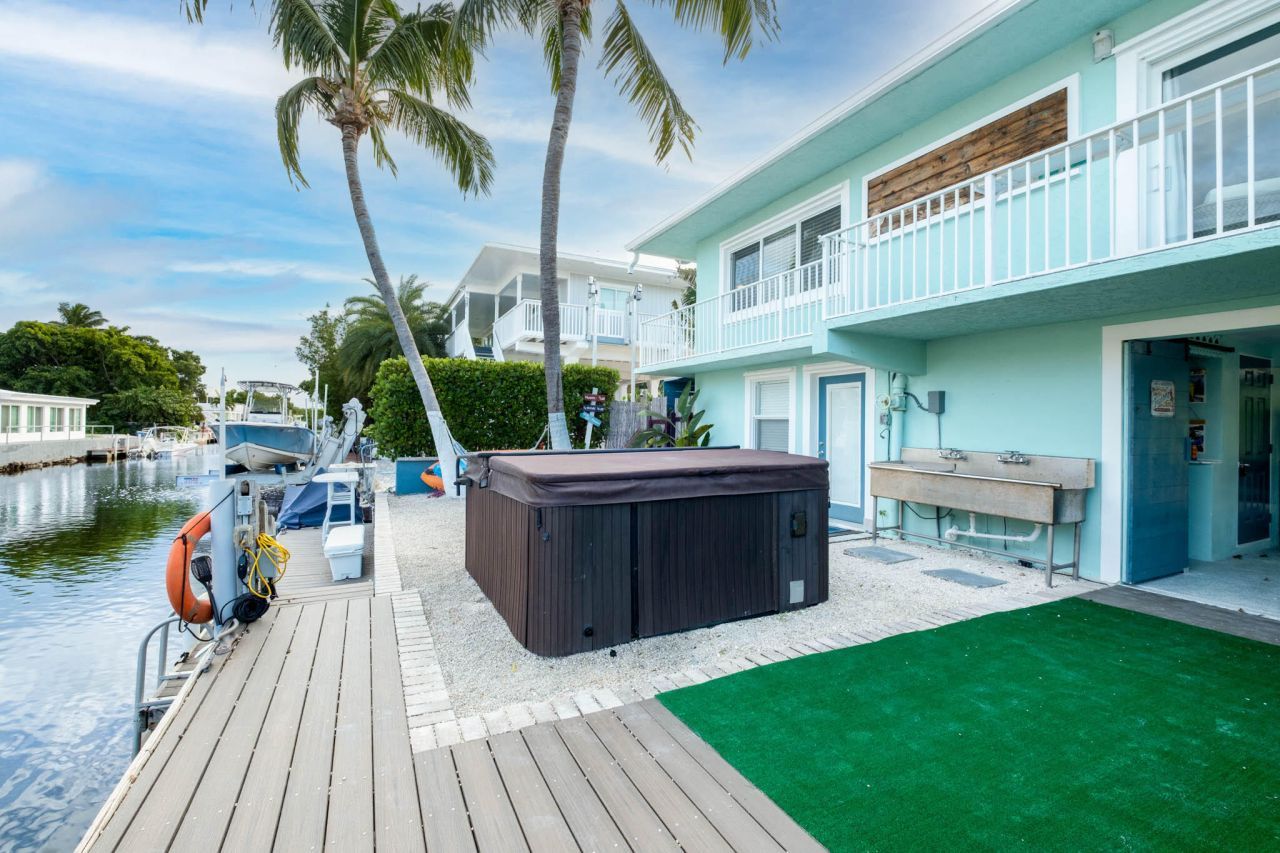 105 Long Key Lake Drive, Layton, FL 33001 Photo