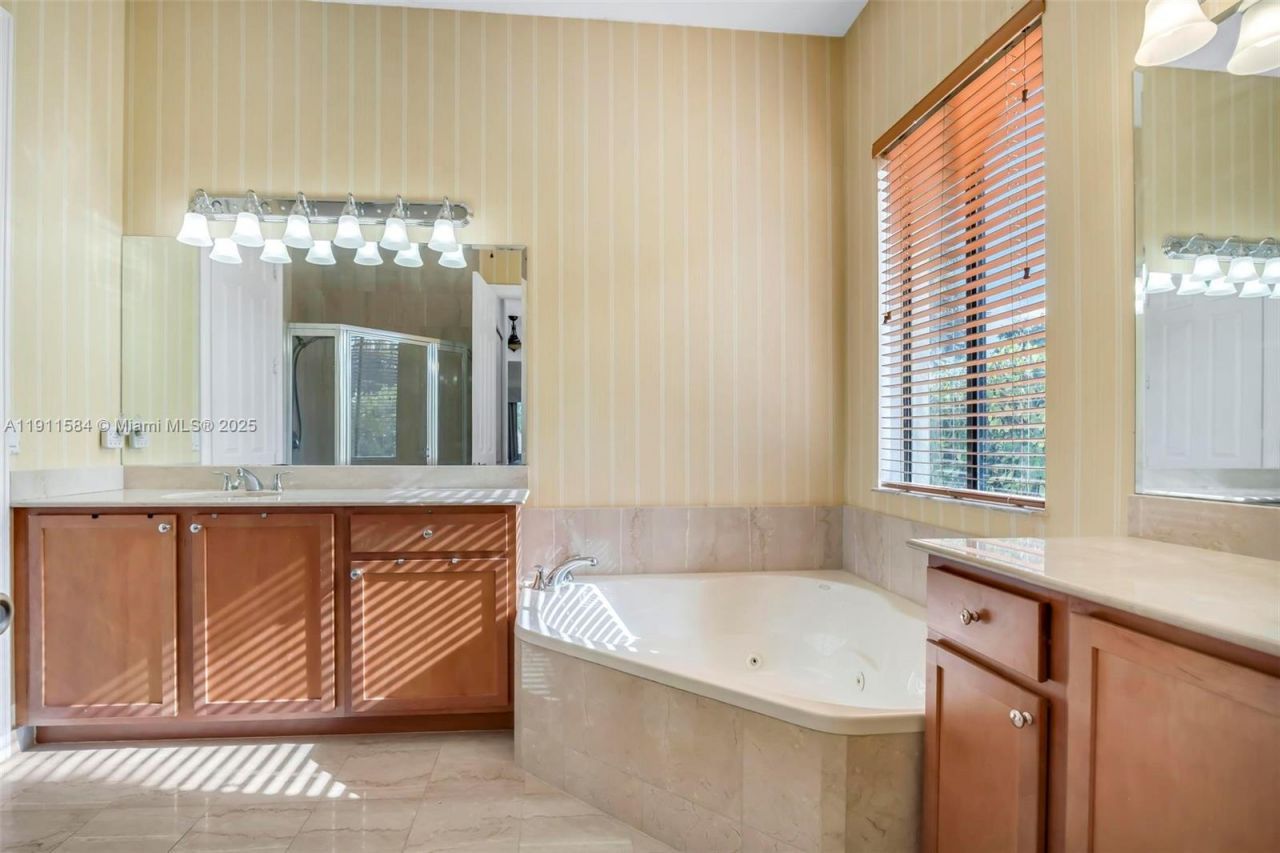 19528 SW 79th Pl, Cutler Bay, FL 33157 Photo