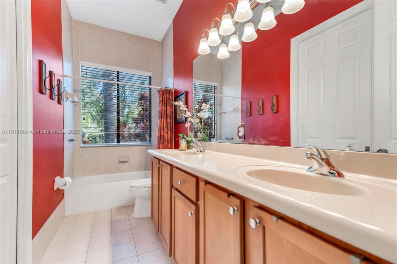 19528 SW 79th Pl, Cutler Bay, FL 33157 Photo