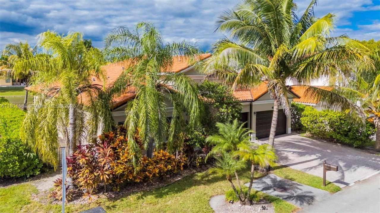 19528 SW 79th Pl, Cutler Bay, FL 33157 Photo