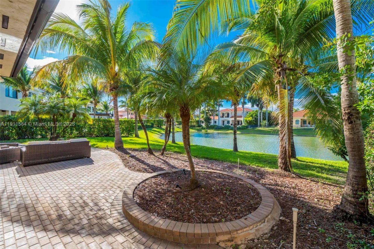 19528 SW 79th Pl, Cutler Bay, FL 33157 Photo