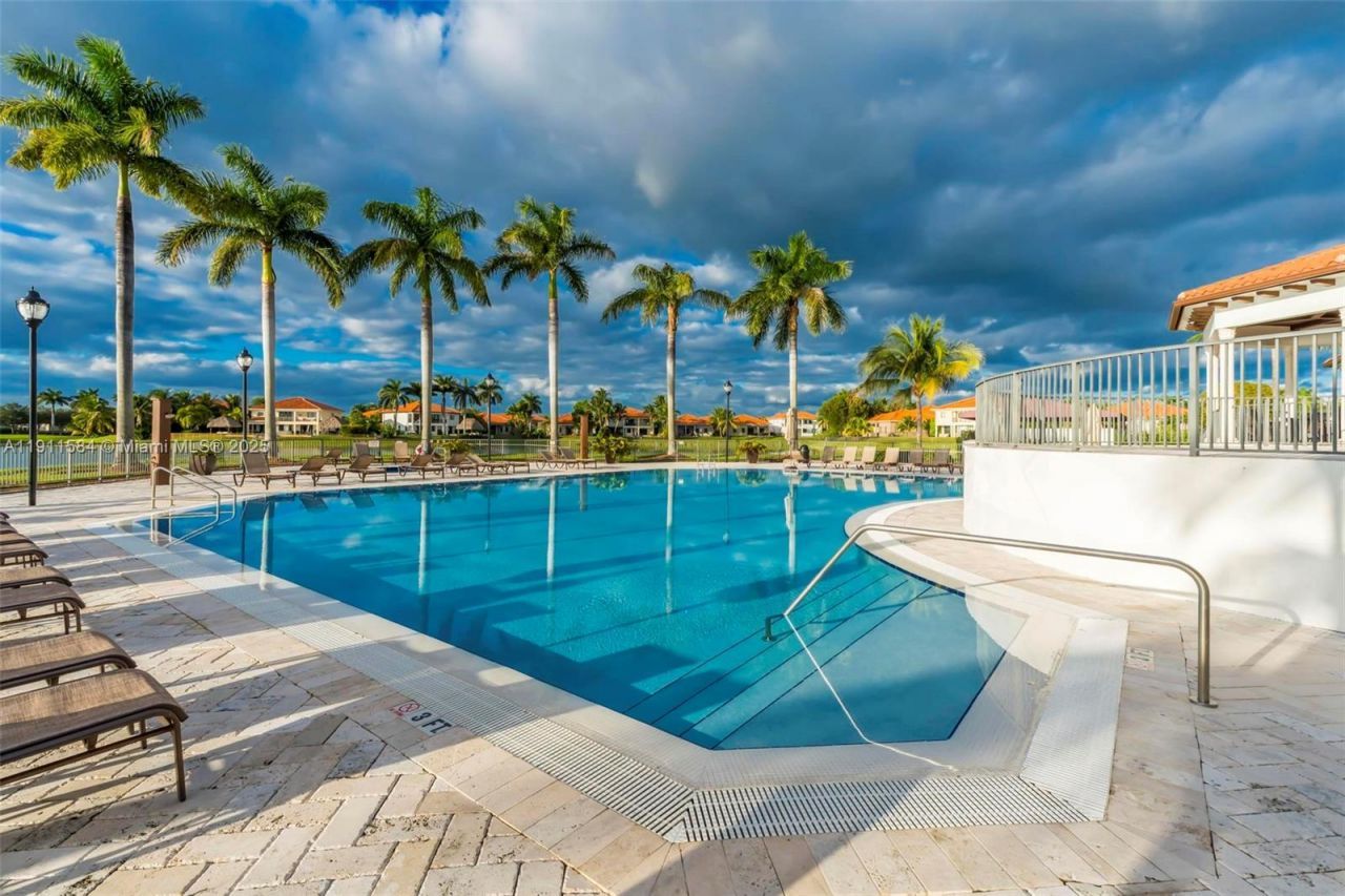 19528 SW 79th Pl, Cutler Bay, FL 33157 Photo