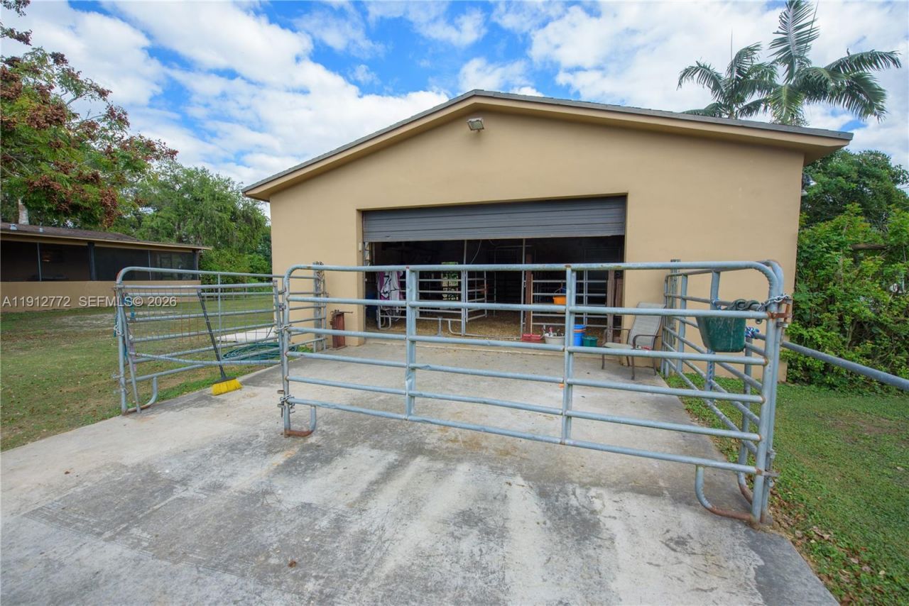 21750 SW 252nd St, Homestead, FL 33031 Photo
