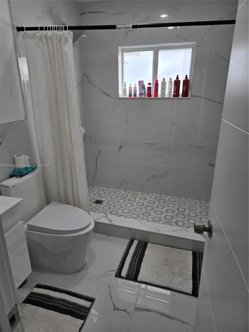 1420 NW 116th St, Miami, FL 33167 Photo