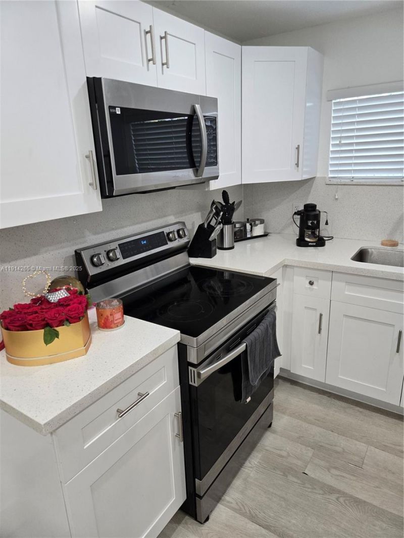 1420 NW 116th St, Miami, FL 33167 Photo