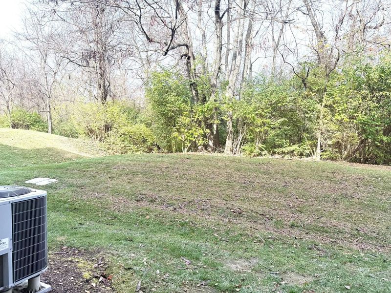 1612 Ashley Court, Unit 102, Florence, KY 41042 Photo 3