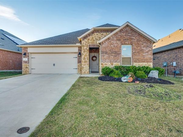 11105 Autry Ridge Lane, Aubrey, TX 76227