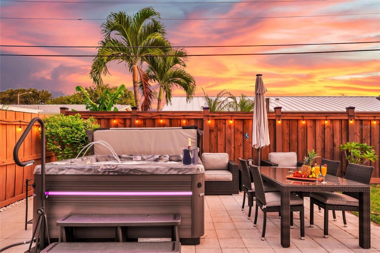 363 Harbor Dr, Cape Canaveral, FL 32920 Photo